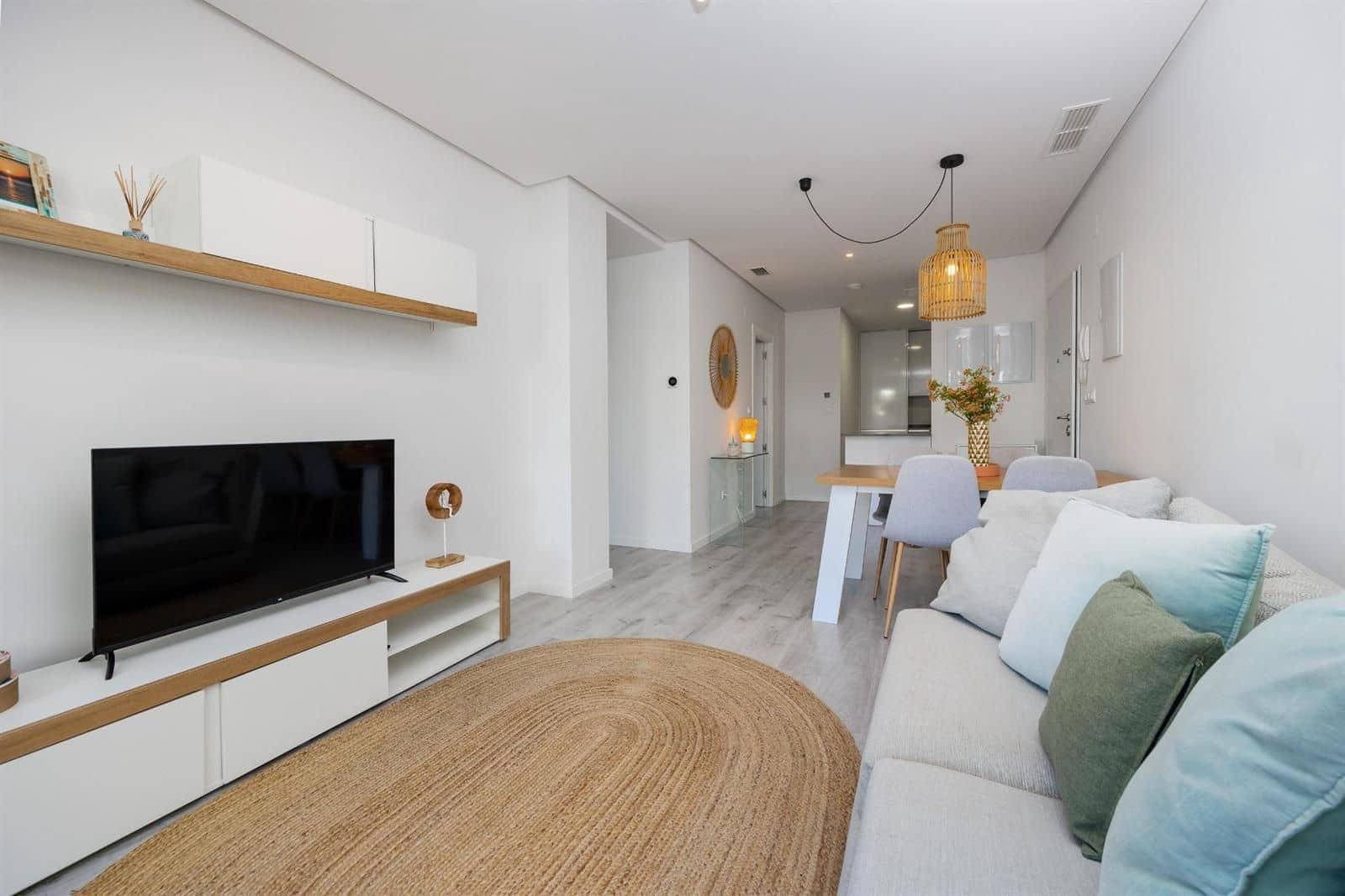 2 chambre Villa/Maison à vendre à Villamartin avec piscine garage - 279 000 € (Ref: 9656603)