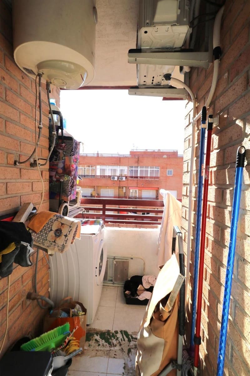 1 makuuhuone Asunto myytävänä paikassa Torrevieja mukana uima-altaan - 105 000 € (Ref: 9656605)