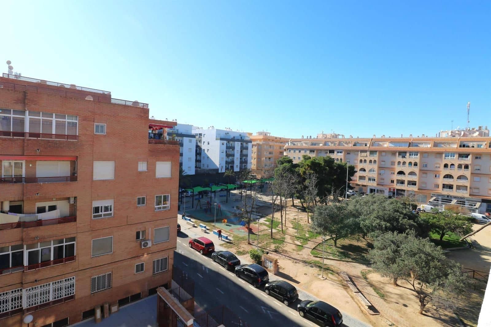 1 makuuhuone Asunto myytävänä paikassa Torrevieja mukana uima-altaan - 105 000 € (Ref: 9656605)