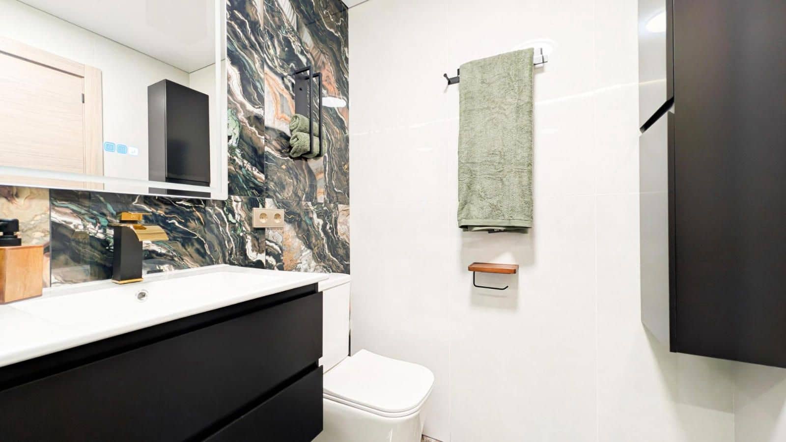 2 slaapkamer Flat te koop in Torrevieja - € 174.800 (Ref: 9667132)