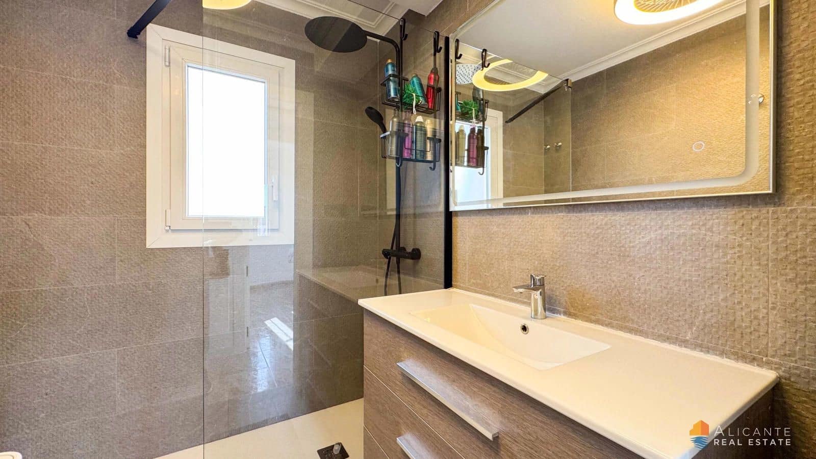 2 Zimmer Haus zu verkaufen in La Zenia mit Pool Garage - 219.900 € (Ref: 9671175)