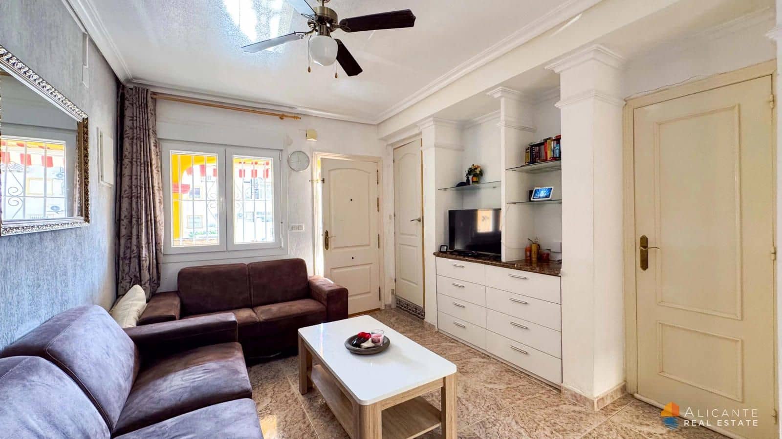 2 Zimmer Haus zu verkaufen in La Zenia mit Pool Garage - 219.900 € (Ref: 9671175)