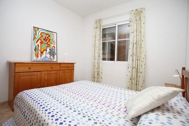 Piso de 2 habitaciones en Playa del Acequión, Torrevieja en venta - 130.000 € (Ref: 9671180)