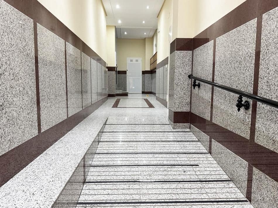 Piso de 2 habitaciones en Torrevieja en venta - 130.000 € (Ref: 9671180)