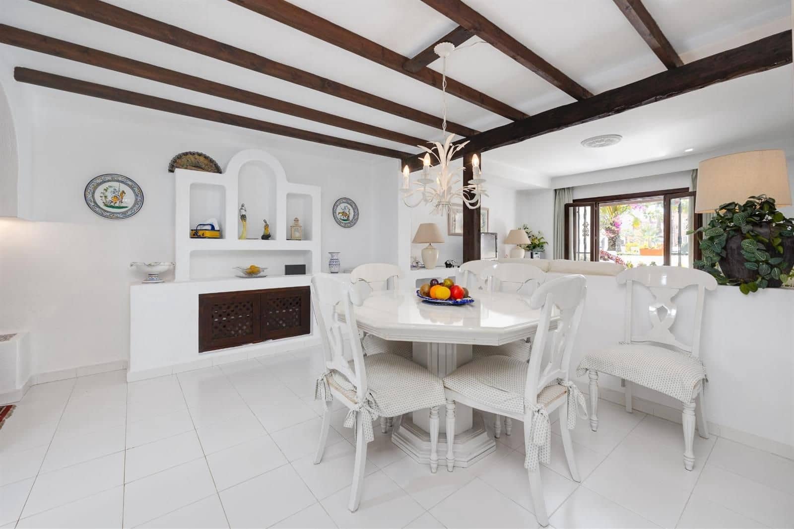 2 slaapkamer Flat te koop in Torrevieja met zwembad garage - € 310.000 (Ref: 9674797)