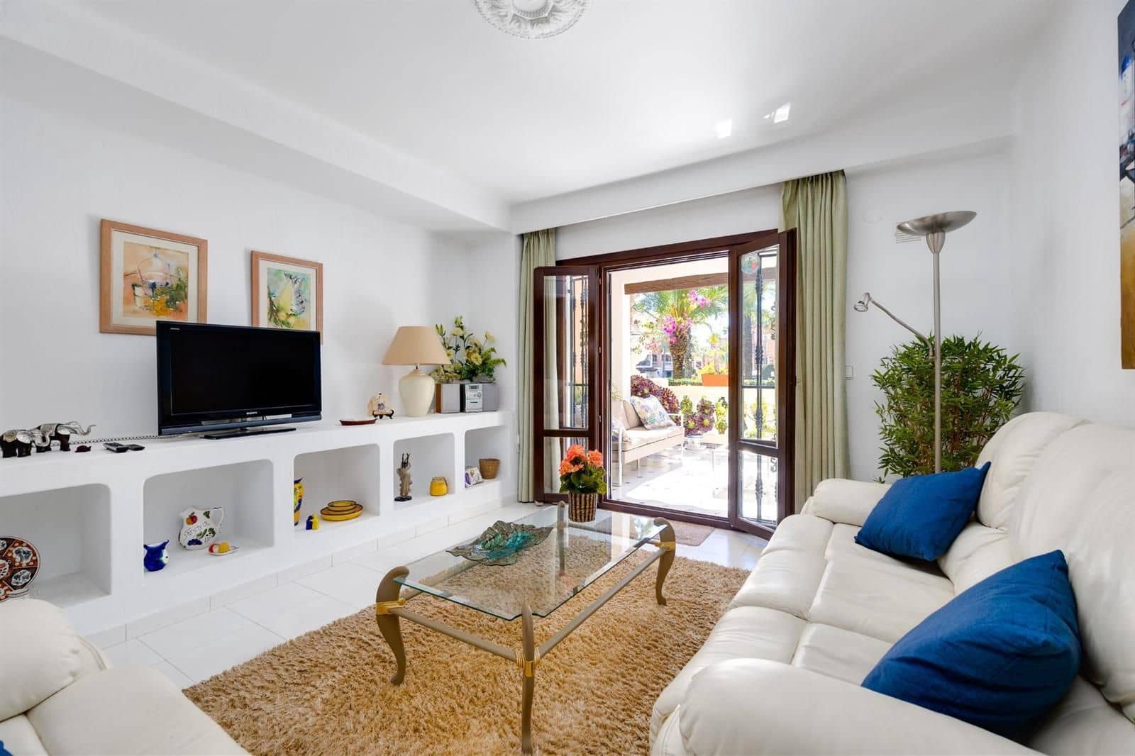 2 slaapkamer Flat te koop in Torrevieja met zwembad garage - € 310.000 (Ref: 9674797)