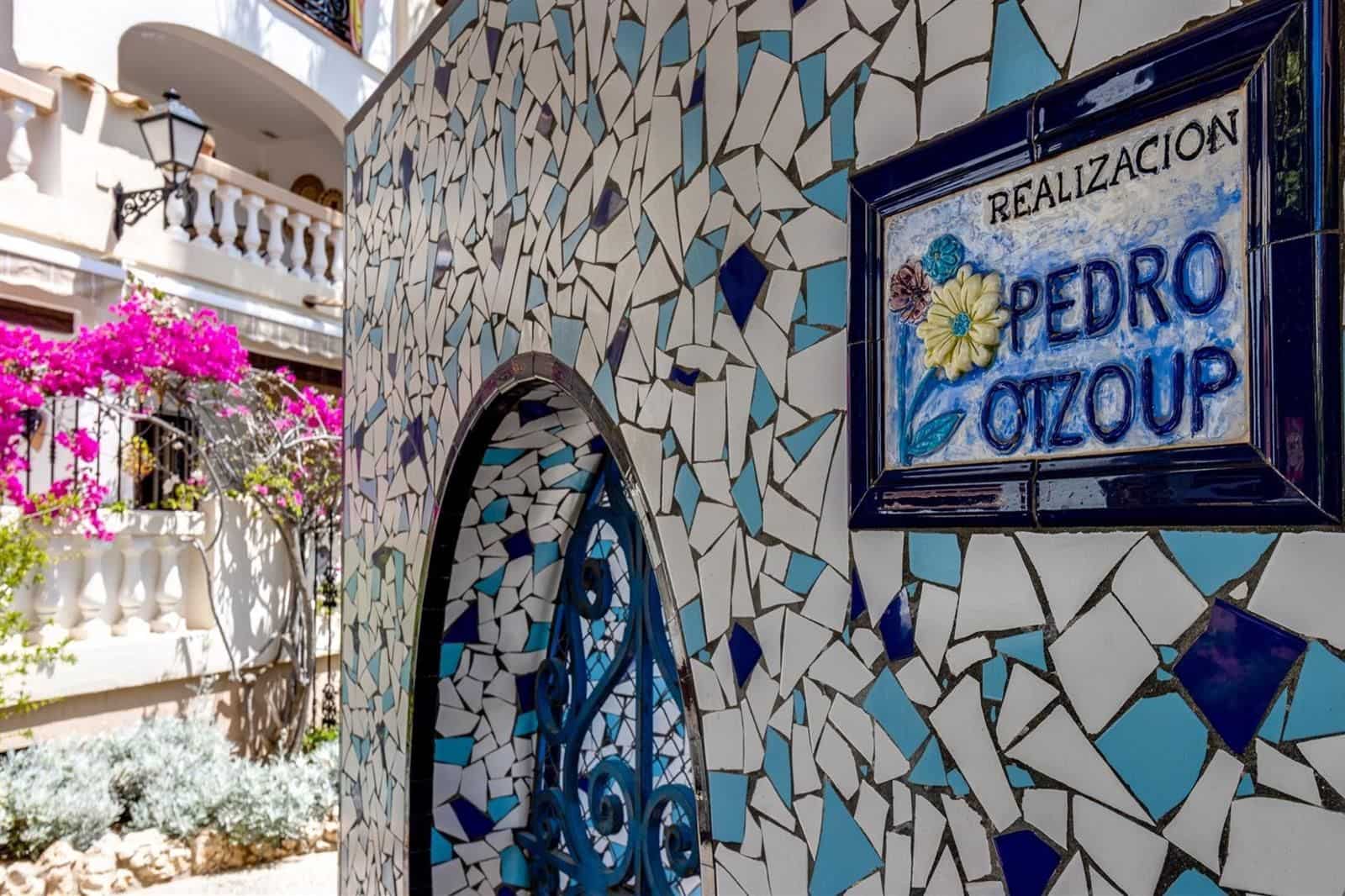 2 slaapkamer Flat te koop in Torrevieja met zwembad garage - € 310.000 (Ref: 9674797)