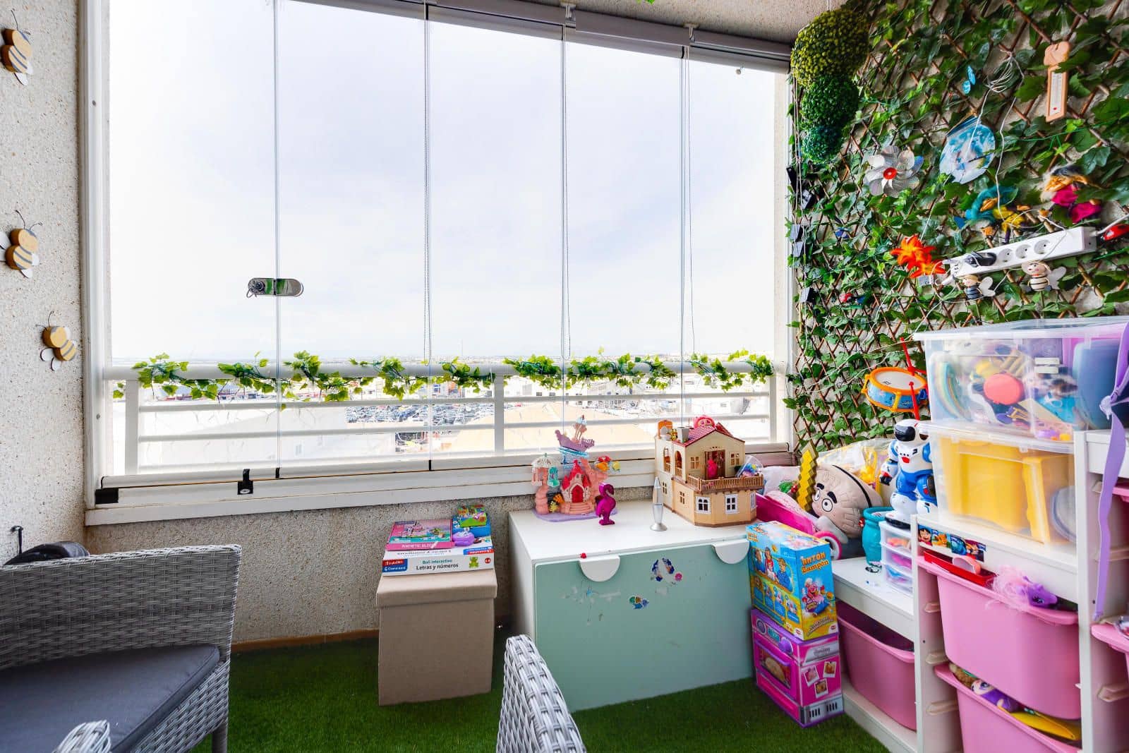 2 makuuhuone Kattohuoneisto myytävänä paikassa Torrevieja mukana uima-altaan 
autotalli - 184 969 € (Ref: 9684095)