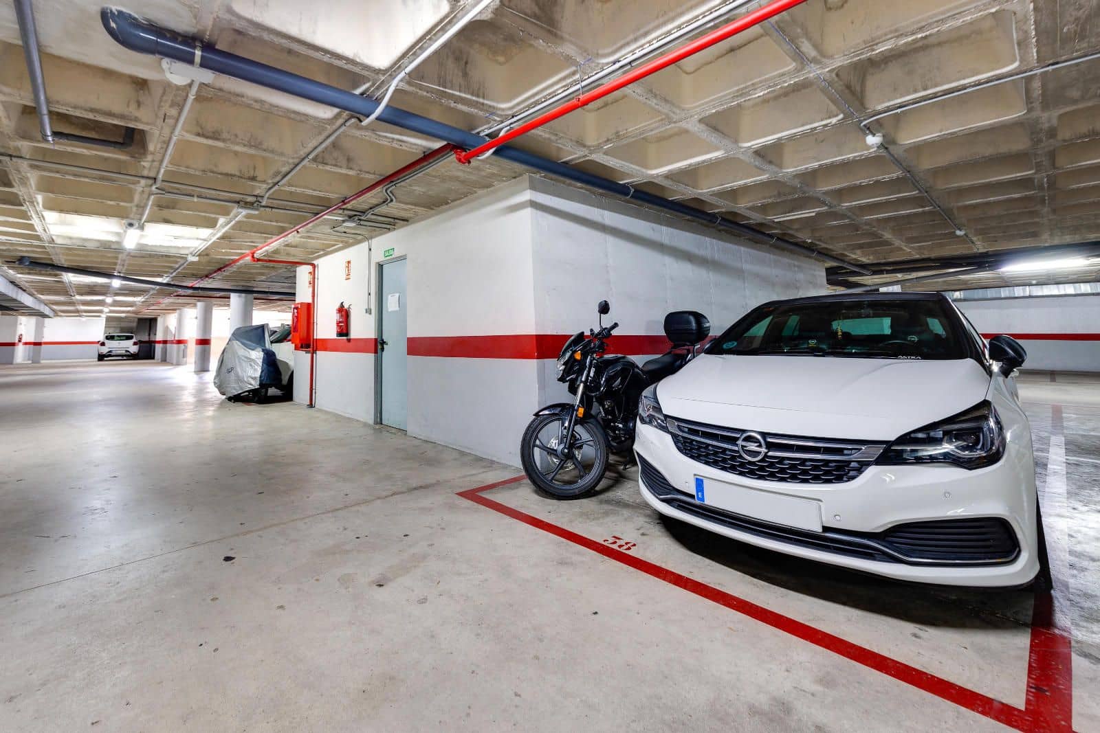 2 makuuhuone Kattohuoneisto myytävänä paikassa Torrevieja mukana uima-altaan 
autotalli - 184 969 € (Ref: 9684095)