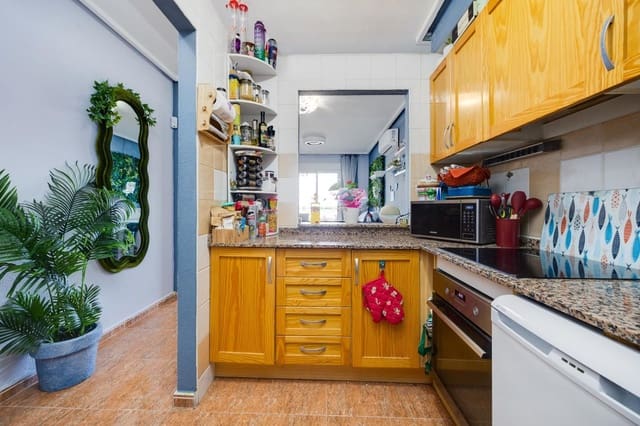 2 soveværelse Lejlighed til salg i Centro - Muelle Pesquero, Torrevieja - € 140.969 (Ref: 9684095)