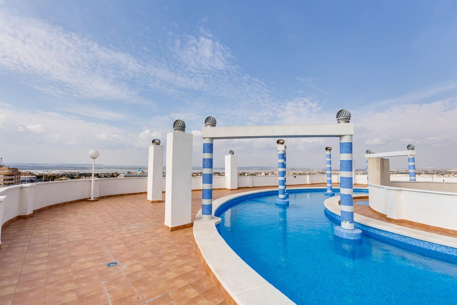 2 sovrum Lägenhet till salu i Torrevieja - 140 969 € (Ref: 9684095)