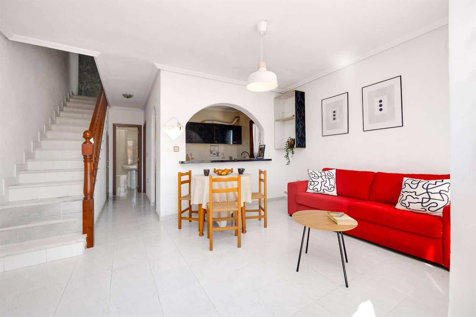 4 Zimmer Villa zu verkaufen in Torrevieja mit Garage - 197.000 € (Ref: 9693998)