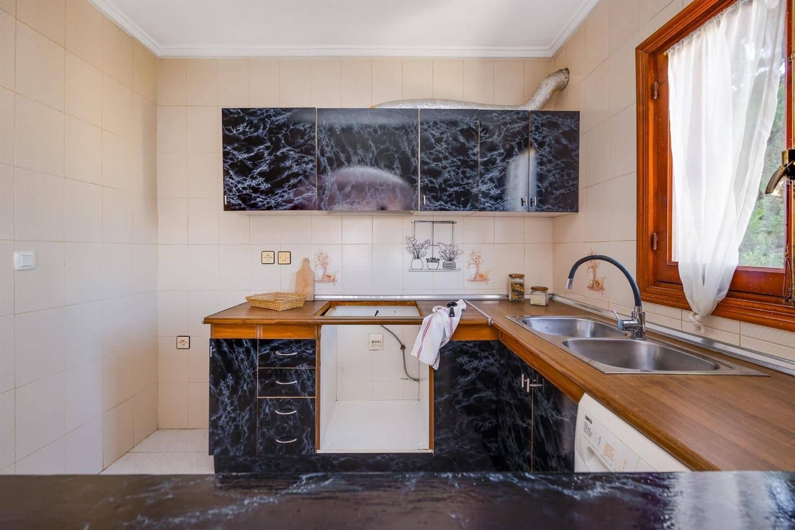 4 Zimmer Villa zu verkaufen in Torrevieja mit Garage - 197.000 € (Ref: 9693998)