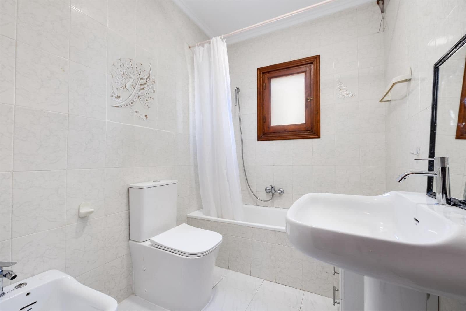 4 Zimmer Villa zu verkaufen in Torrevieja mit Garage - 197.000 € (Ref: 9693998)