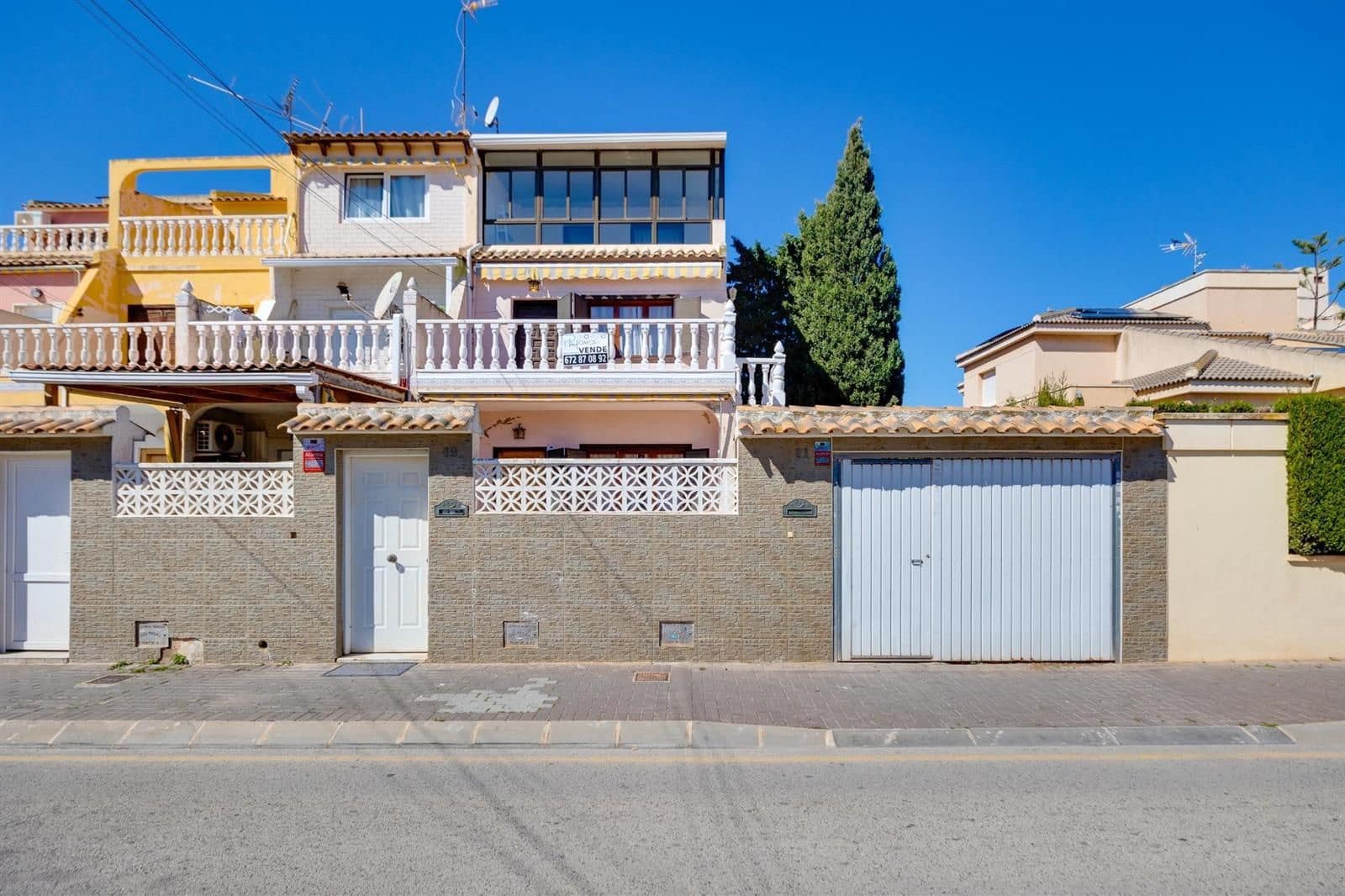 4 Zimmer Villa zu verkaufen in Torrevieja mit Garage - 197.000 € (Ref: 9693998)