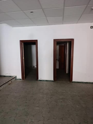Erhverv til salg i Playa del Acequión, Torrevieja - € 100.000 (Ref: 9694524)