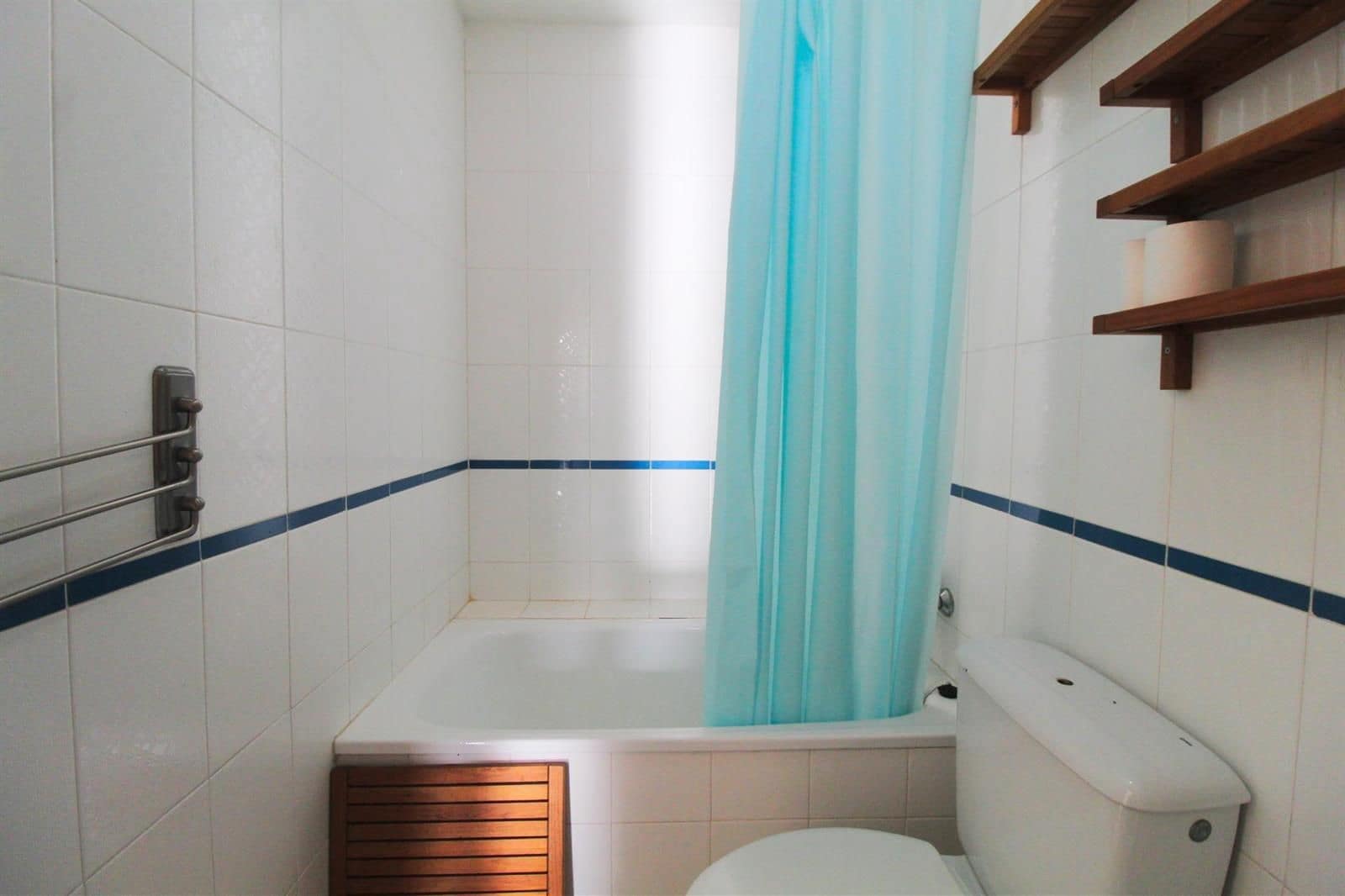 Flat for sale in Torrevieja with pool - € 98,000 (Ref: 9699308)