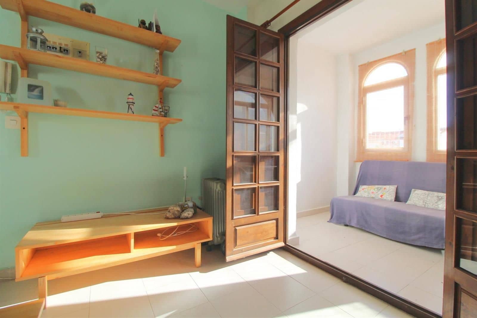 Flat for sale in Torrevieja with pool - € 98,000 (Ref: 9699308)