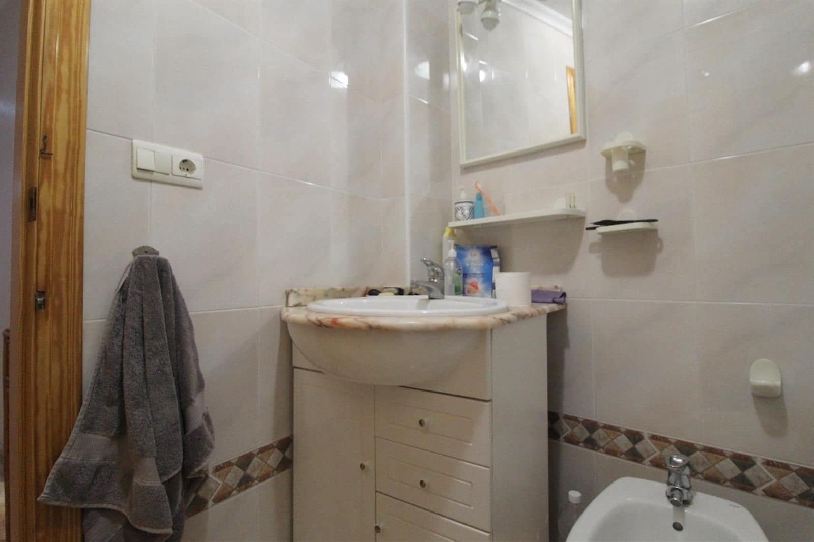 2 bedroom Flat for sale in Torrevieja with garage - € 155,000 (Ref: 9723576)