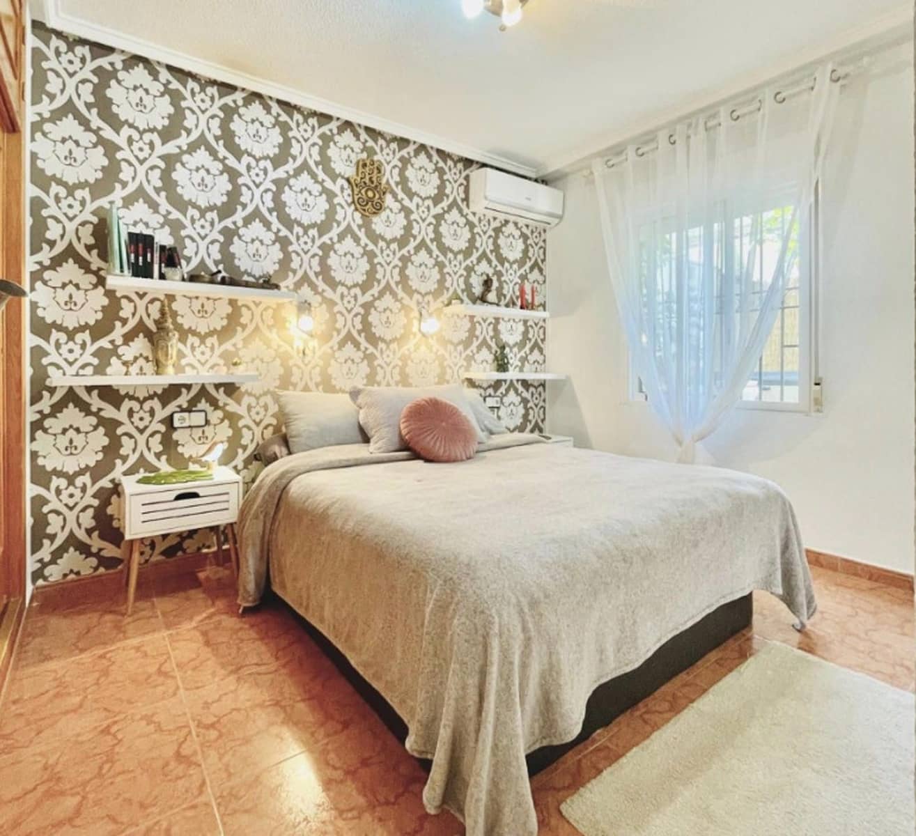 Chalet de 3 habitaciones en Playa Flamenca en venta con piscina - 238.000 € (Ref: 9726893)