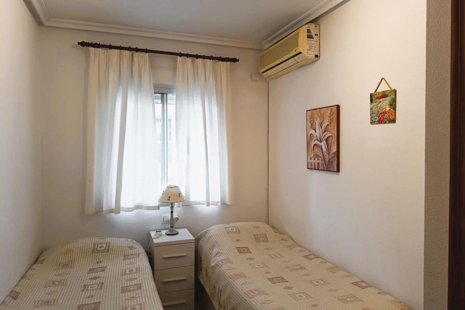 2 makuuhuone Kattohuoneisto myytävänä paikassa Cabo Roig mukana uima-altaan 
autotalli - 219 000 € (Ref: 9726895)