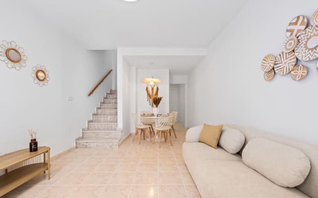 2 chambre Maison de Ville à vendre à La Florida, Orihuela avec piscine - 205 000 € (Ref: 9726896)