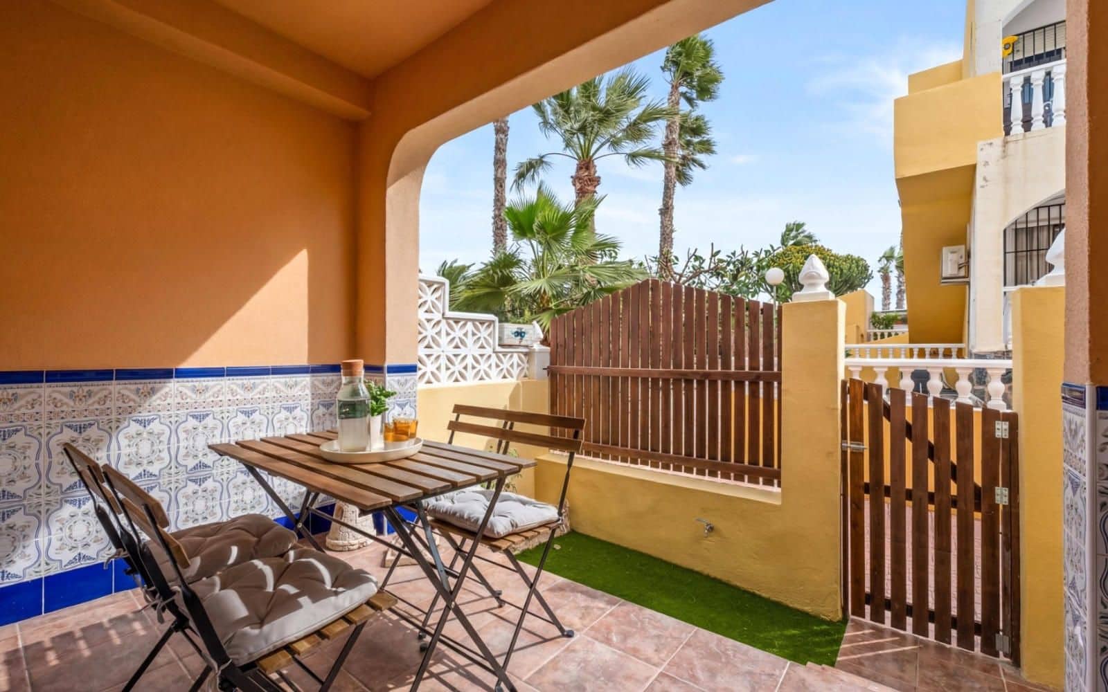 2 chambre Maison de Ville à vendre à La Florida avec piscine - 205 000 € (Ref: 9726896)