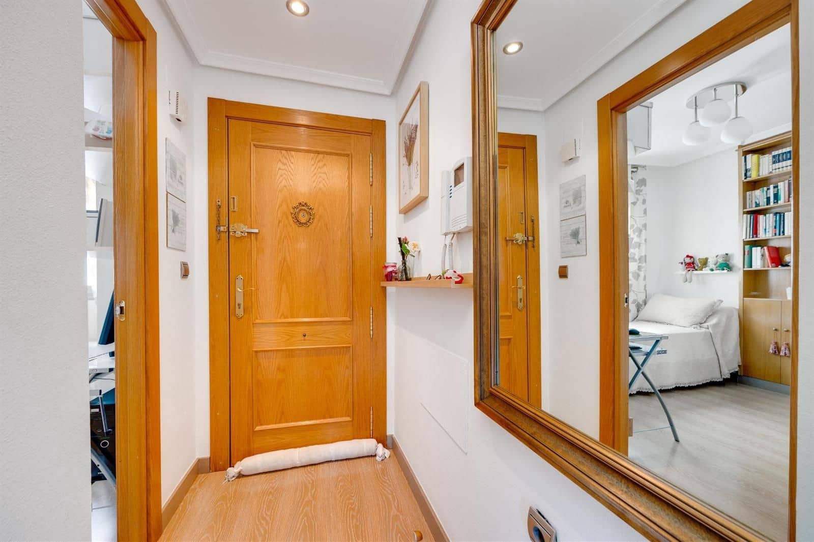 2 sovrum Takvåning till salu i Torrevieja - 215 000 € (Ref: 9737233)