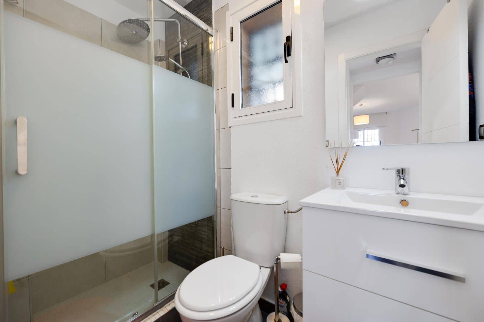 3 bedroom Villa for sale in Los Altos with pool - € 184,969 (Ref: 9740233)