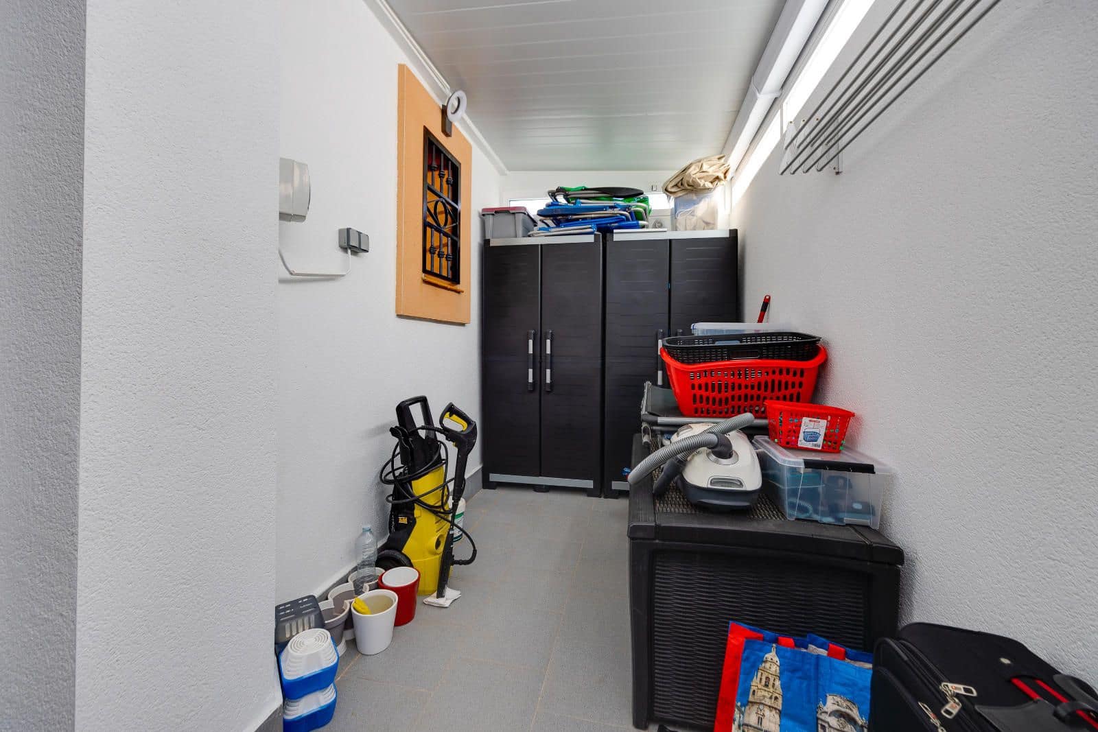 3 bedroom Villa for sale in Los Altos with pool - € 184,969 (Ref: 9740233)