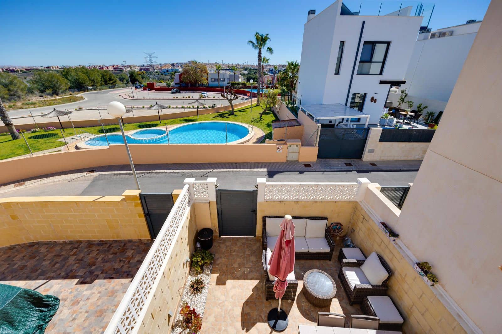 3 bedroom Villa for sale in Los Altos with pool - € 184,969 (Ref: 9740233)