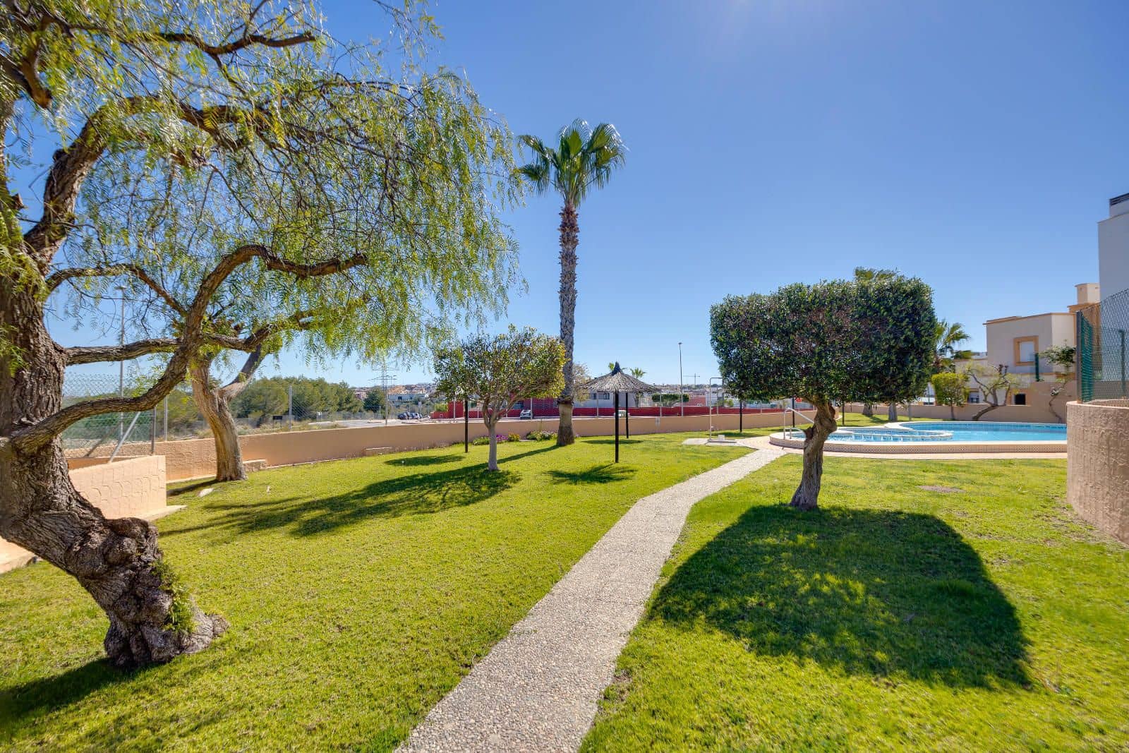 3 bedroom Villa for sale in Los Altos with pool - € 184,969 (Ref: 9740233)