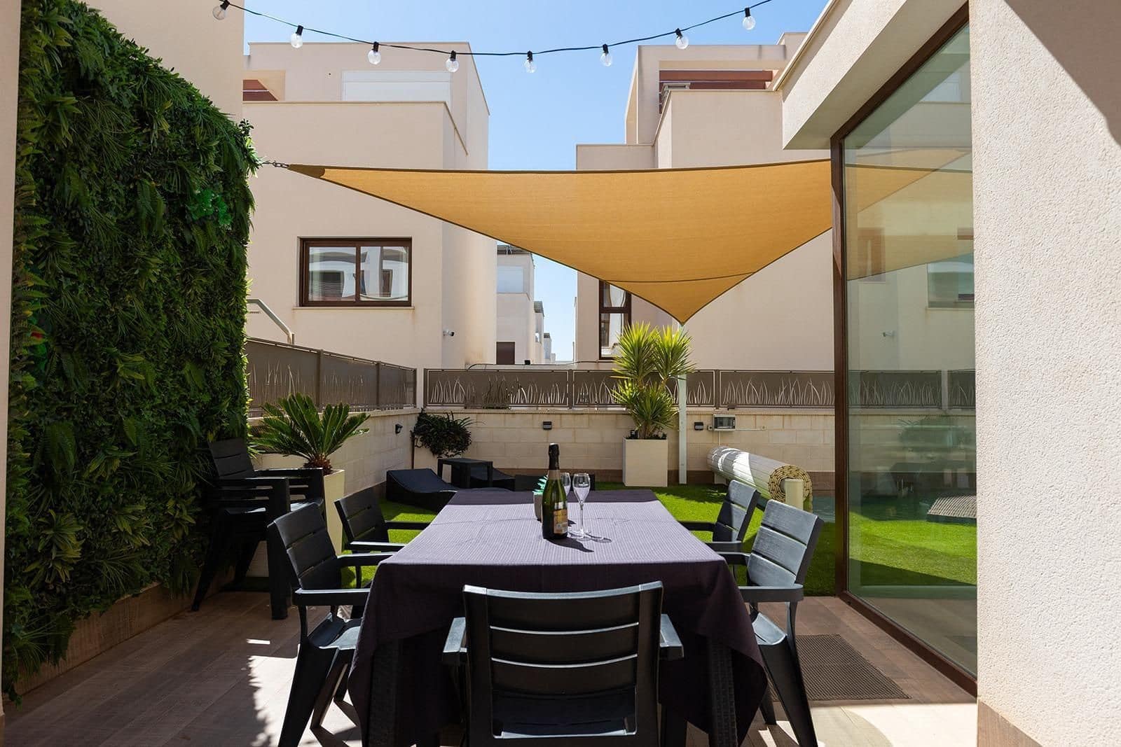 3 slaapkamer Villa te koop in Pueblo Bravo met zwembad - € 470.000 (Ref: 9748259)