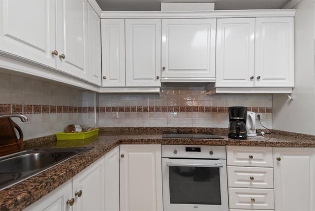 3 soverom Hus til salgs i El Chaparral - La Siesta - La Torreta, Torrevieja med svømmebasseng garasje - € 219 000 (Ref: 9748260)