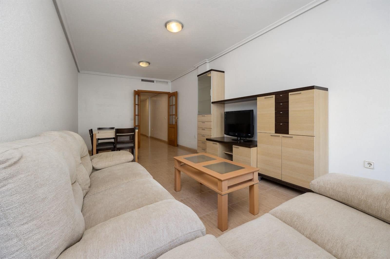 3 bedroom Flat for sale in Torrevieja with garage - € 199,900 (Ref: 9748261)