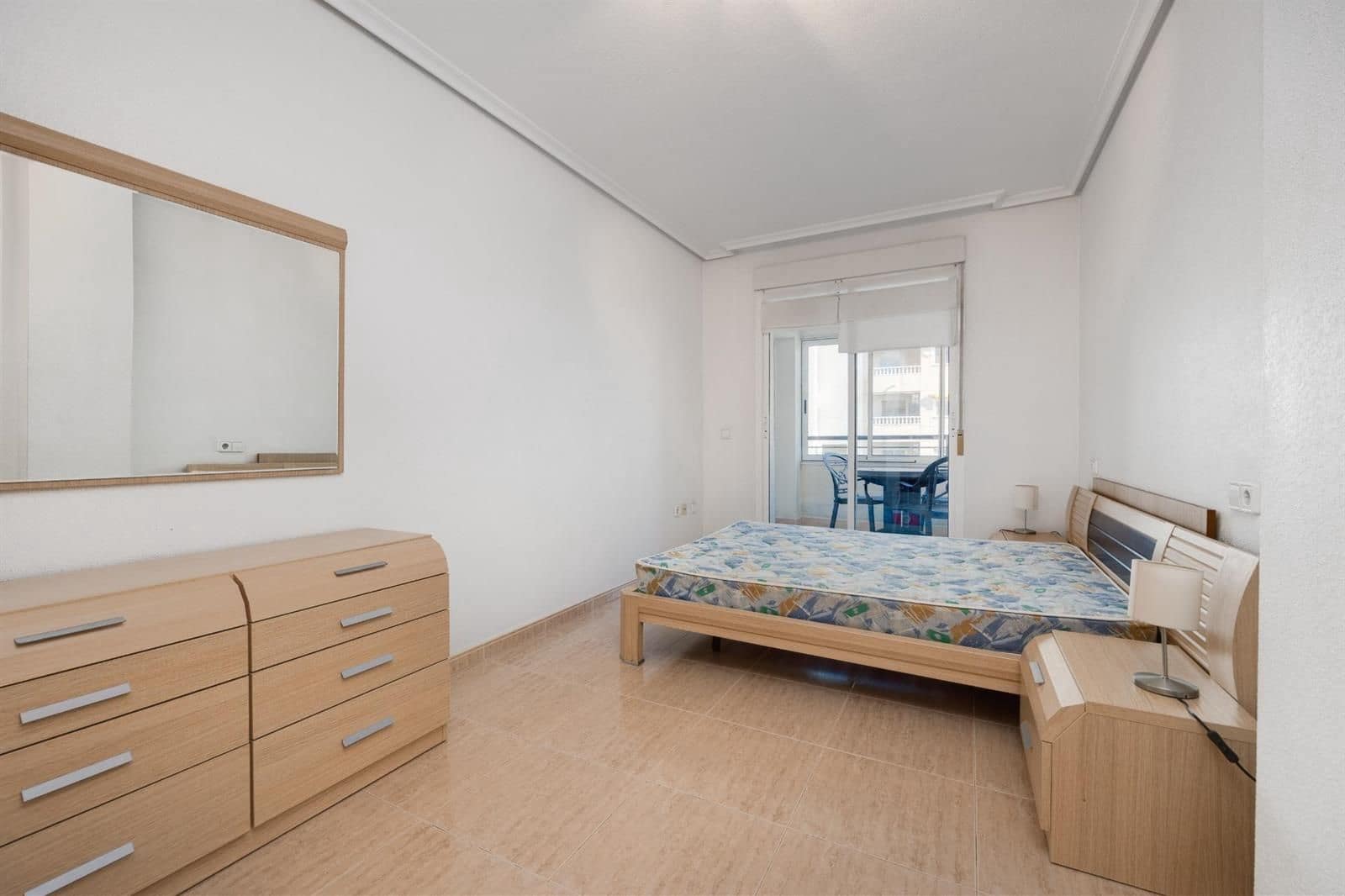 3 bedroom Flat for sale in Torrevieja with garage - € 199,900 (Ref: 9748261)