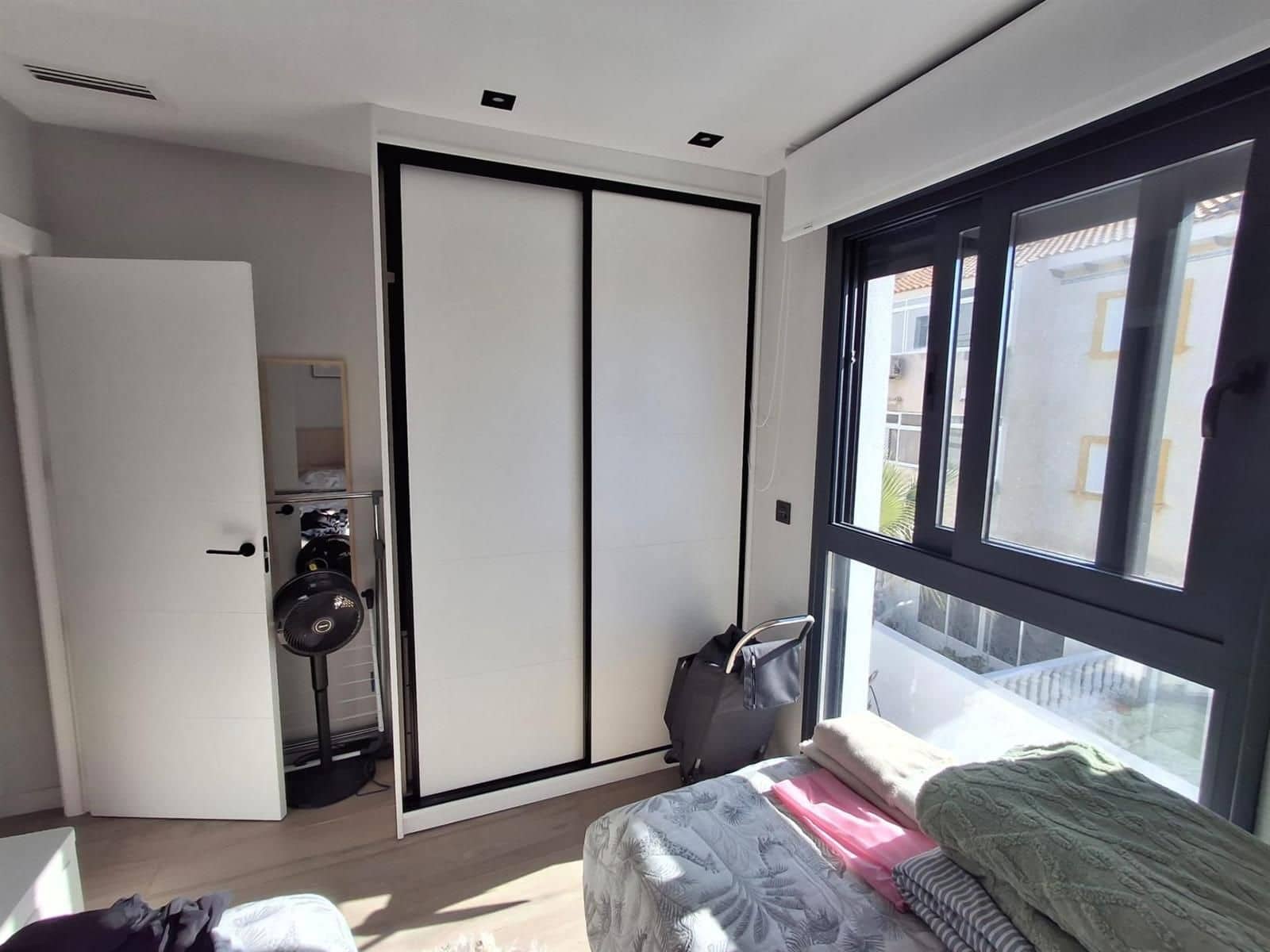 3 chambre Villa/Maison à vendre à Orihuela Costa avec piscine garage - 479 000 € (Ref: 9759499)