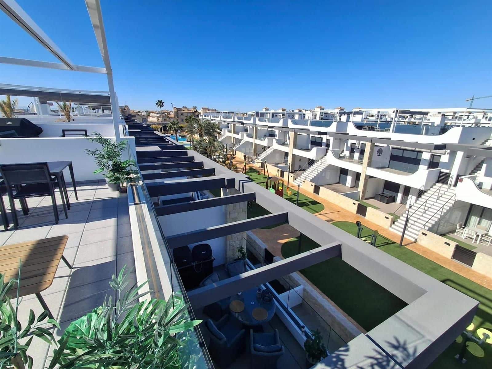 3 chambre Villa/Maison à vendre à Orihuela Costa avec piscine garage - 479 000 € (Ref: 9759499)