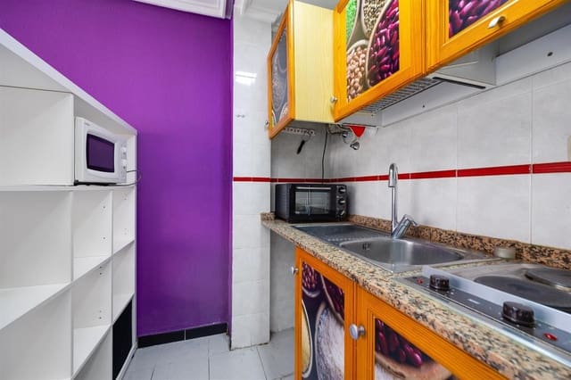 1 slaapkamer Flat te koop in Avenida Habaneras - Curva de Palangre, Torrevieja met zwembad - € 99.990 (Ref: 9771788)