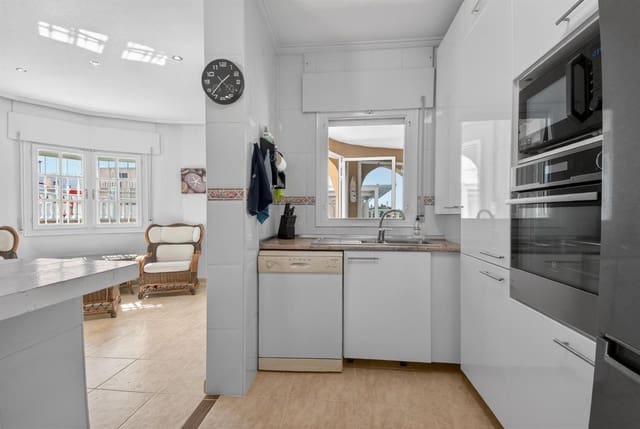 3 soveværelse Villa til salg i Atalaya Park, Benijófar med swimmingpool garage - € 329.000 (Ref: 9776834)