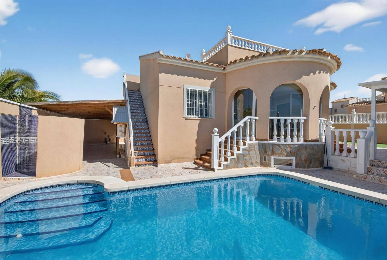 3 bedroom Villa for sale in Benijofar with pool garage - € 329,000 (Ref: 9776834)