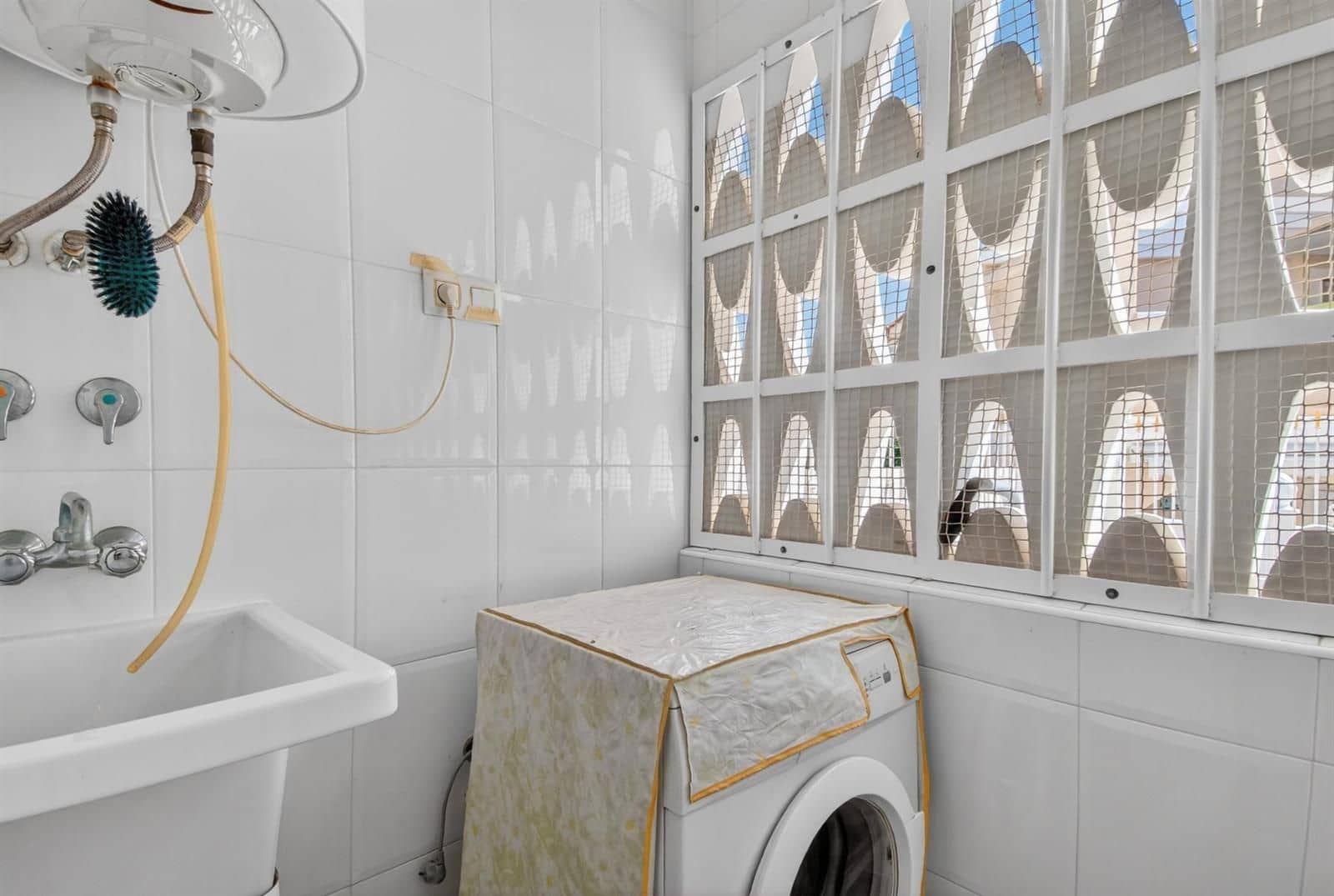 3 bedroom Townhouse for sale in Orihuela Costa with pool garage - € 309,000 (Ref: 9776835)