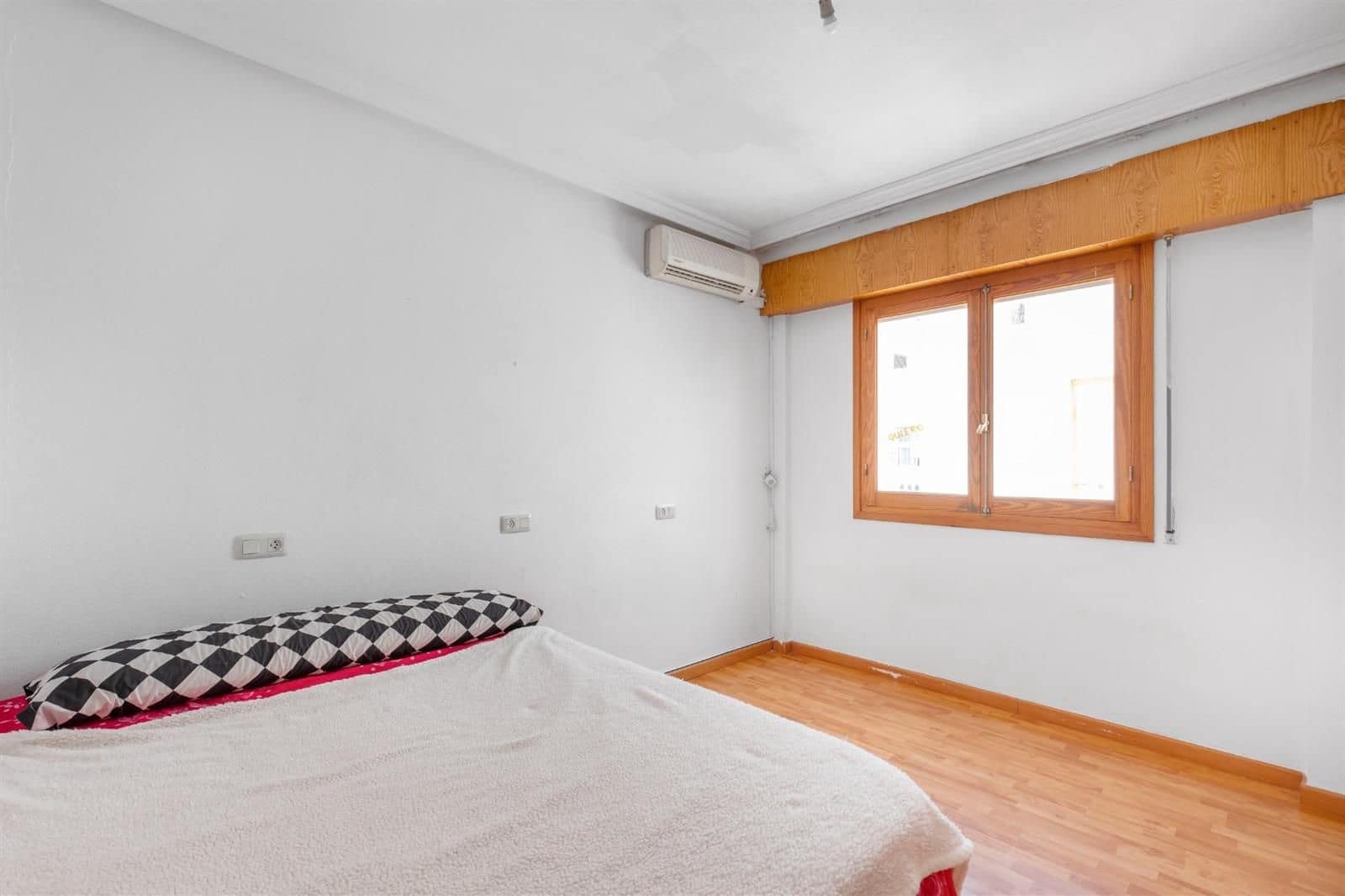 3 chambre Penthouse à vendre à Torrevieja - 187 000 € (Ref: 9781277)