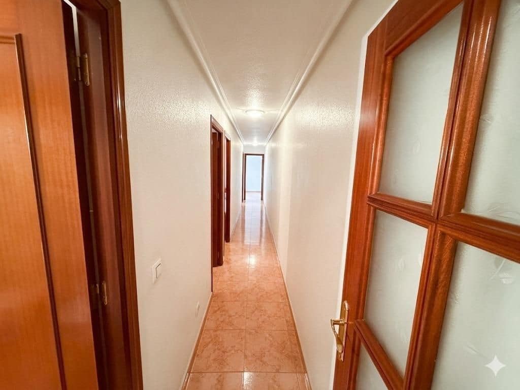 3 slaapkamer Flat te koop in Torrevieja - € 169.900 (Ref: 9781278)