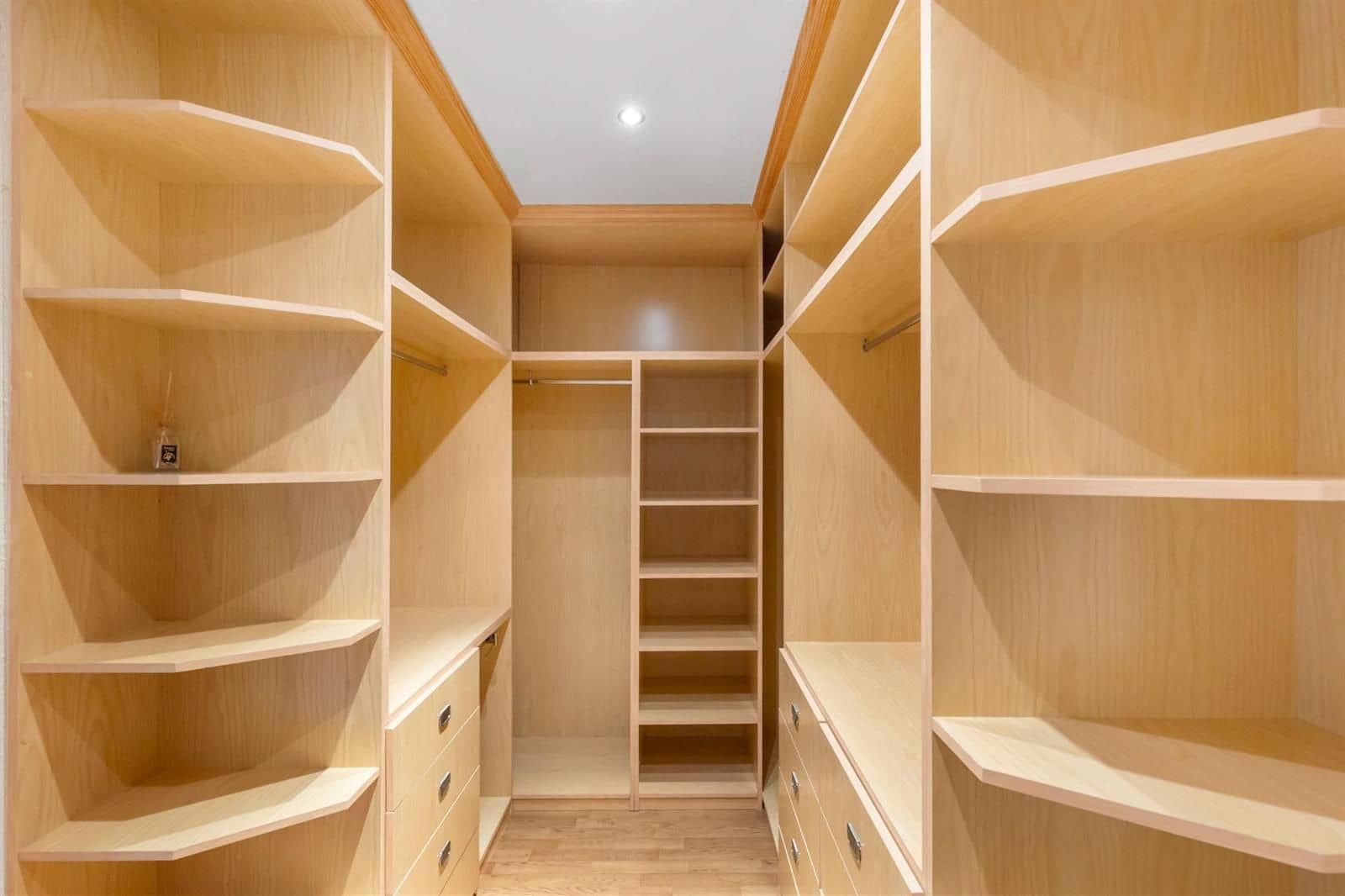 5 quarto Moradia para venda em Pueblo Bravo com piscina garagem - 599 000 € (Ref: 9782002)