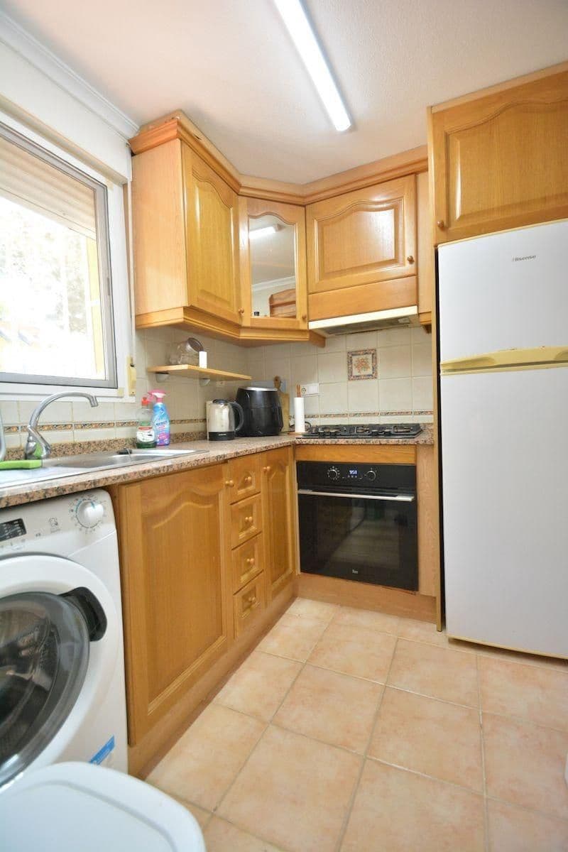 2 soveværelse Byhus til salg i Guardamar del Segura med garage - € 210.000 (Ref: 9782003)