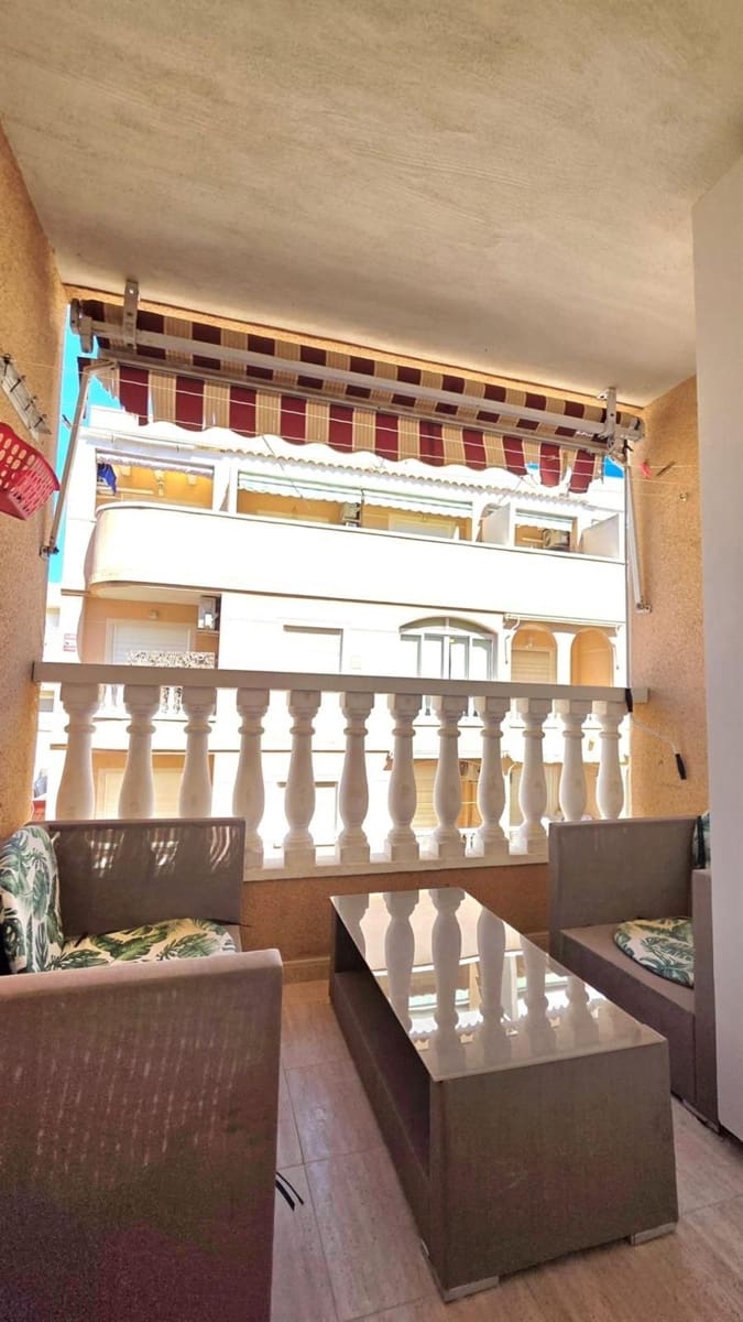 2 slaapkamer Flat te koop in Torrevieja - € 139.990 (Ref: 9786945)