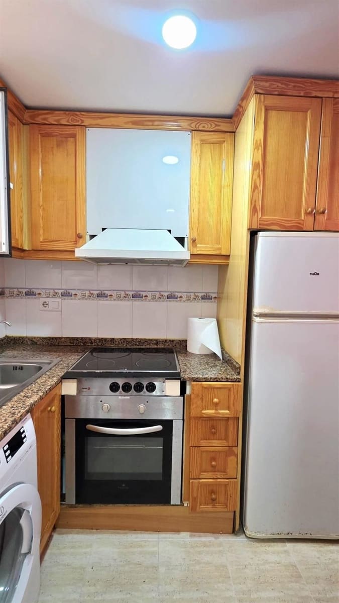 2 slaapkamer Flat te koop in Torrevieja - € 139.990 (Ref: 9786945)
