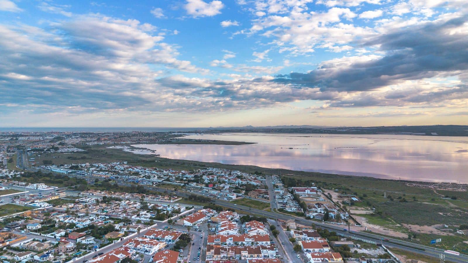 2 Zimmer Villa zu verkaufen in San Luis mit Pool - 149.969 € (Ref: 9795410)