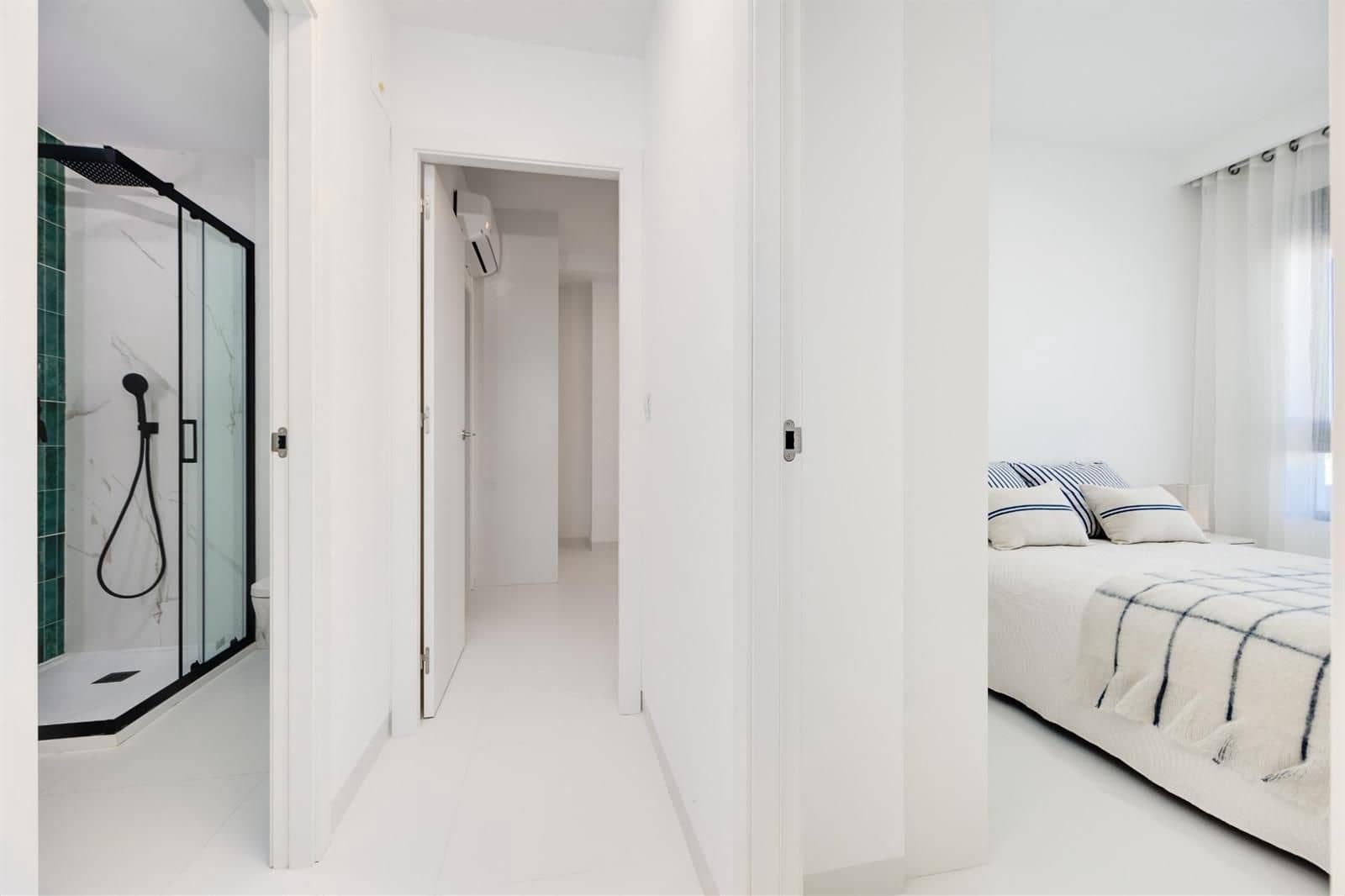 3 chambre Appartement à vendre à San Miguel de Salinas avec piscine garage - 299 000 € (Ref: 9798065)